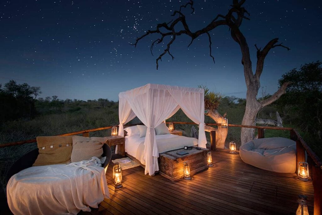 10 Honeymoon & Romantic Getaways Worth Escaping To - Treehouses in