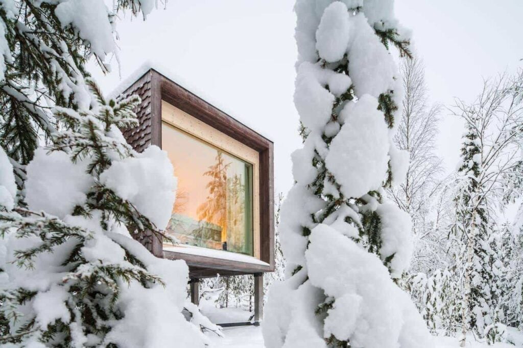 10 Honeymoon & Romantic Getaways Worth Escaping To - Treehouses in