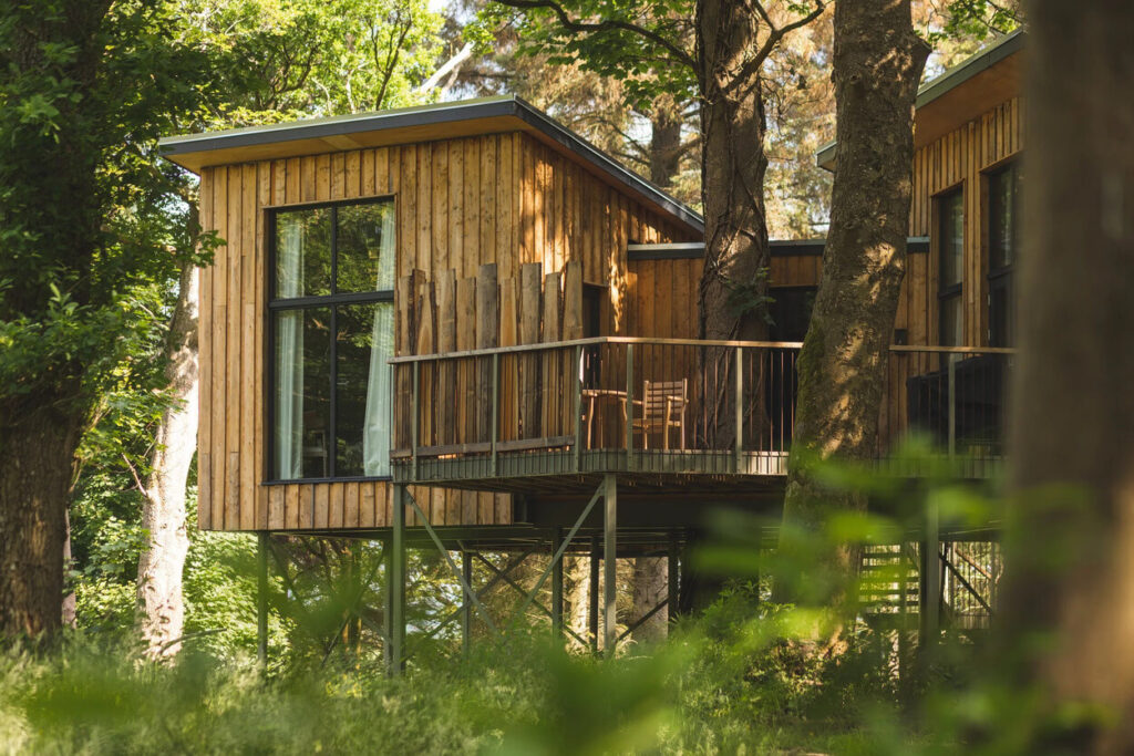 The Treehouses at Leckie - Treehouses in United Kingdom