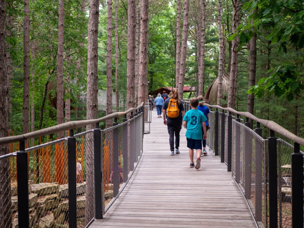 Whiting Forest of Dow Gardens Canopy Walk - Treehouses in United States