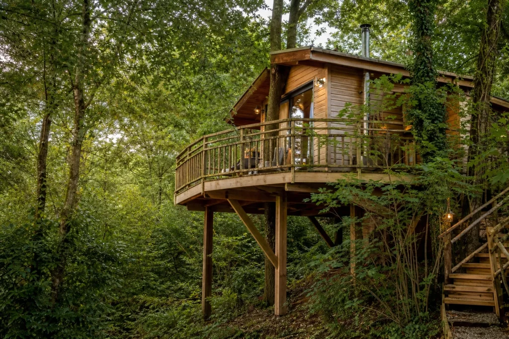 Tinkers Treehouse - Treehouses in United Kingdom